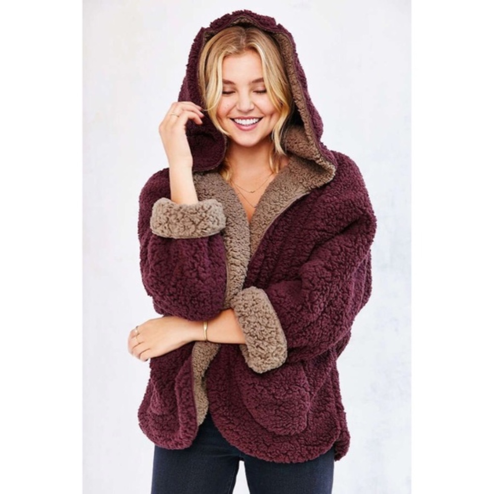Ecote Fuzzy Reversible Jacket Maroon
